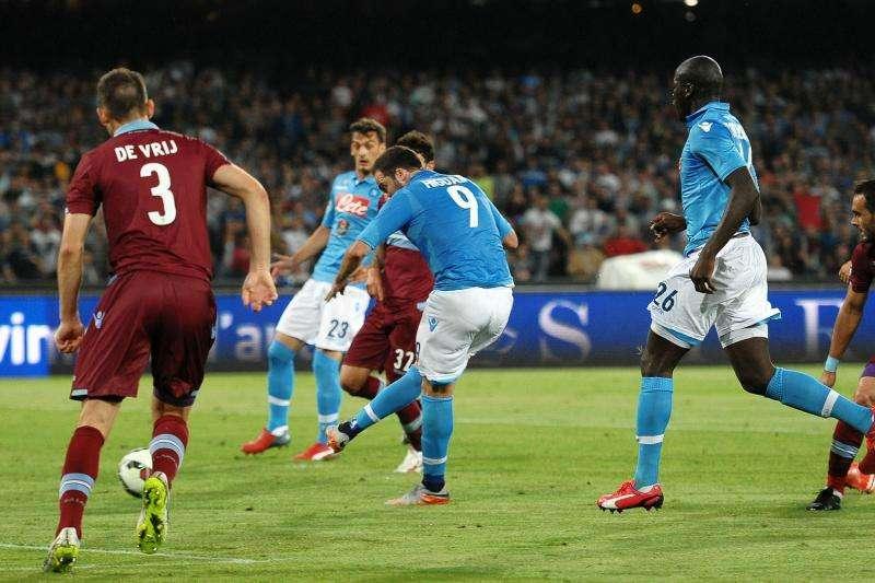Tre club inglesi su Higuain