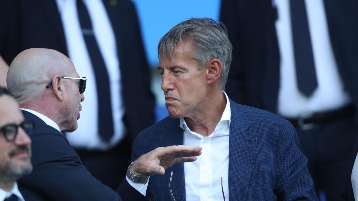 il nuovo CEO Galantic presente allo stadio contro il Cardiff: resterà in ritiro con la squadra