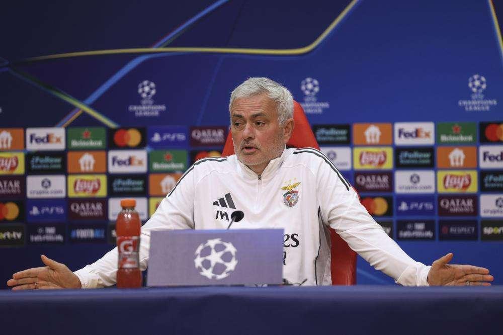 Benfica, Mourinho, 'McTominay come De Bruyne, per noi assenze pesanti"