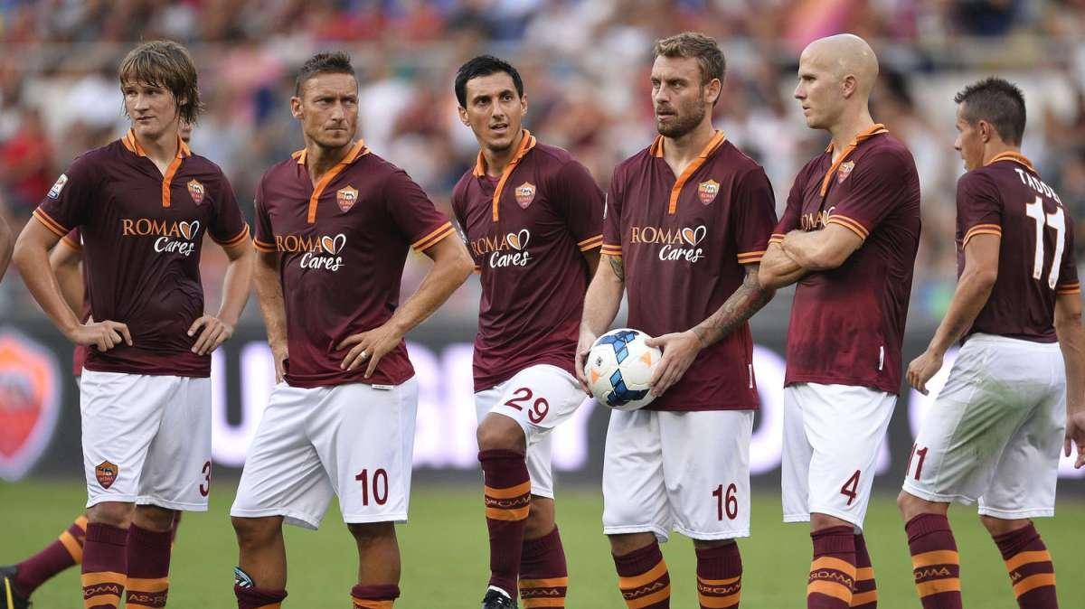 Roma-Hellas Verona, i convocati di Garcia: ci sono Ljajic e Strootman, out Destro e Jedvaj