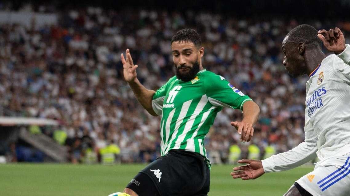 Chieste informazioni per Fekir, il giocatore costa 35 milioni. C'è anche il Milan