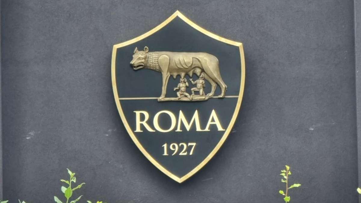 Seduta d'allenamento mattutina per la Roma senza Gasperini. El Shaarawy commenta: "Bel lavoro, ragazzi"