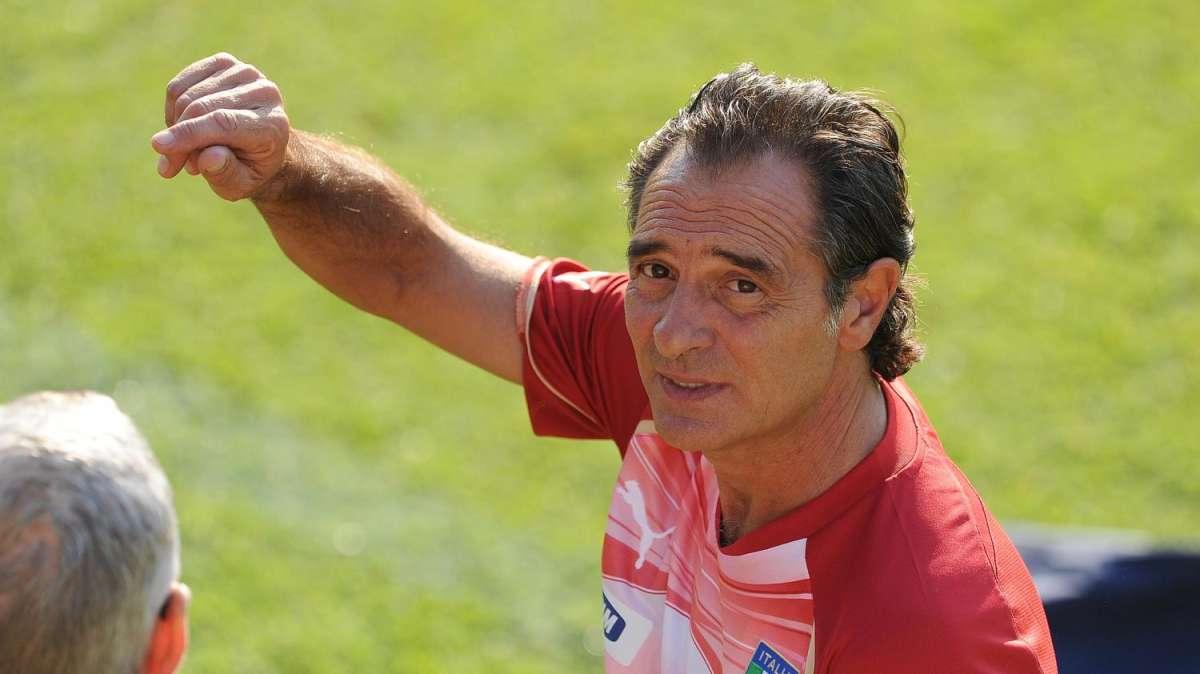 Prandelli difende Osvaldo