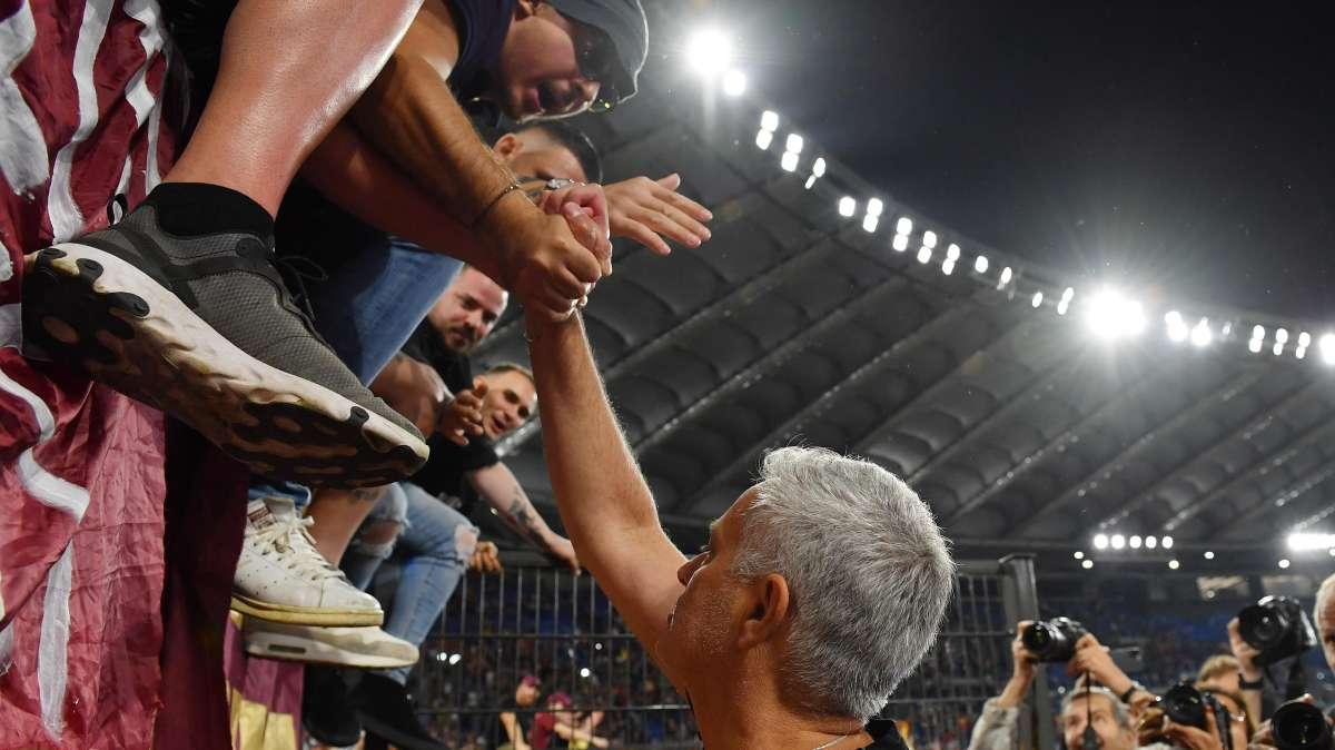 LA VOCE DELLA SERA - Pareggio della Roma contro il Lecce. Mourinho: "Il campo era orribile. La mentalità è cambiata". Wijnaldum: "Ora sto bene, servirà del tempo"