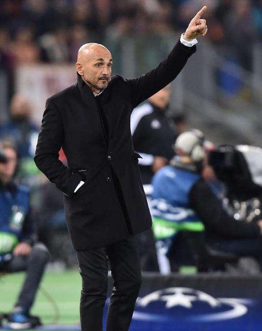 Slideshow - Spalletti: "De Rossi sa fare tutto: tu chiedi, lui esegue"