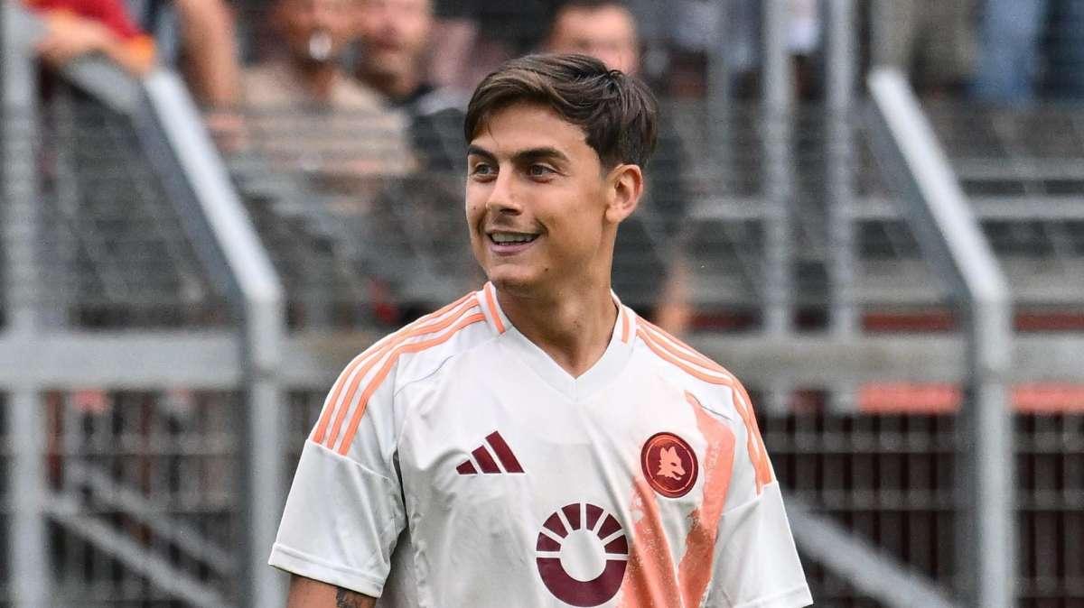 TRIGORIA - Dybala e Le Fée in gruppo durante l'allenamento di oggi
