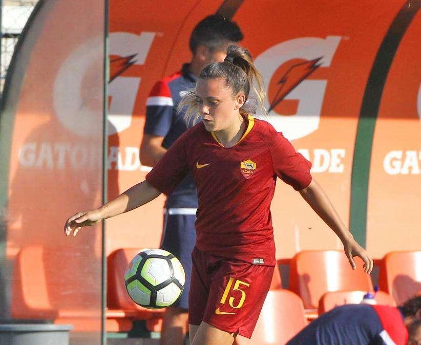 Calcio in spiaggia per Serturini e Bartoli. VIDEO!