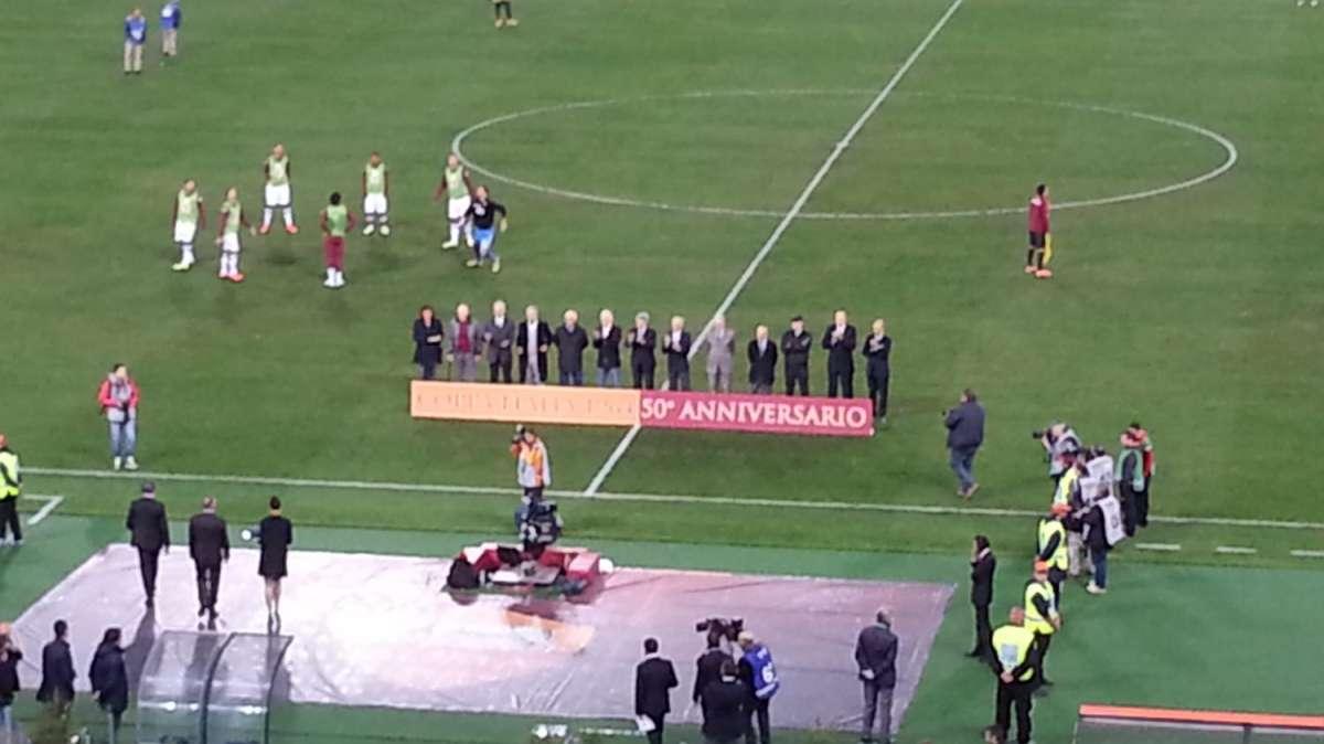 Omaggio ai vincitori della prima Coppa Italia della storia della Roma. FOTO!