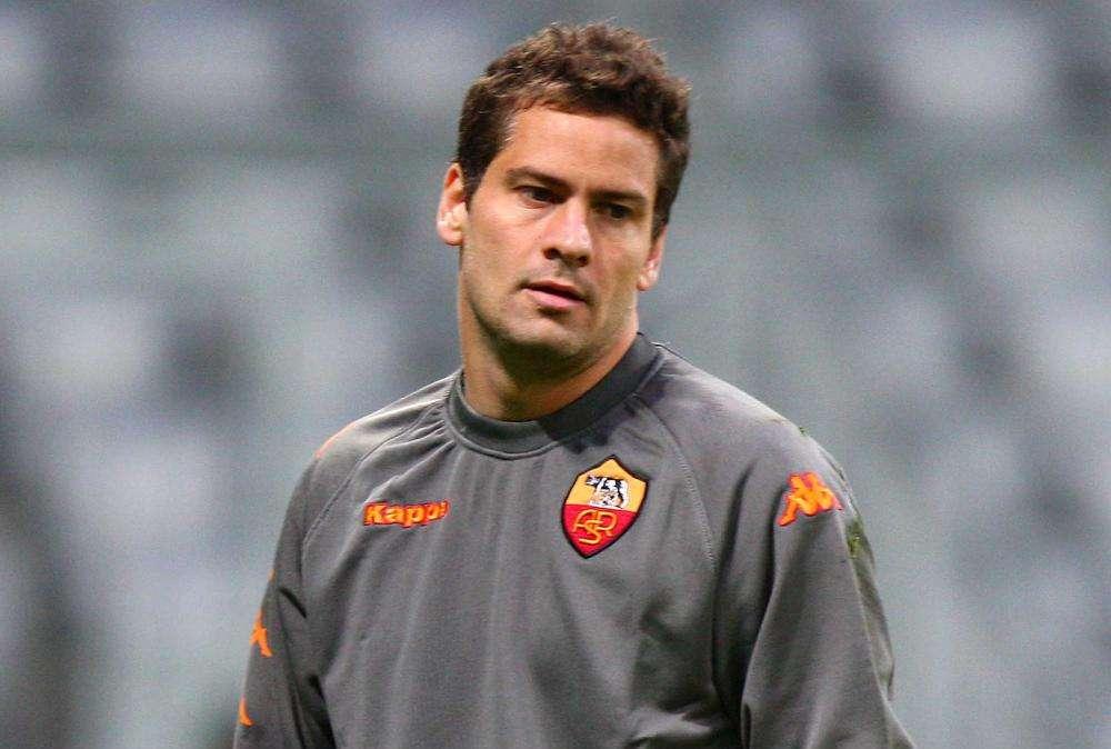 J. Sergio, scongiurata frattura ma si teme per i legamenti