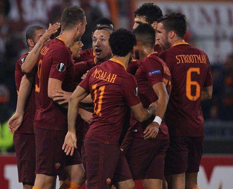 Instagram, Strootman: "Orgoglioso di questo lavoro di squadra"