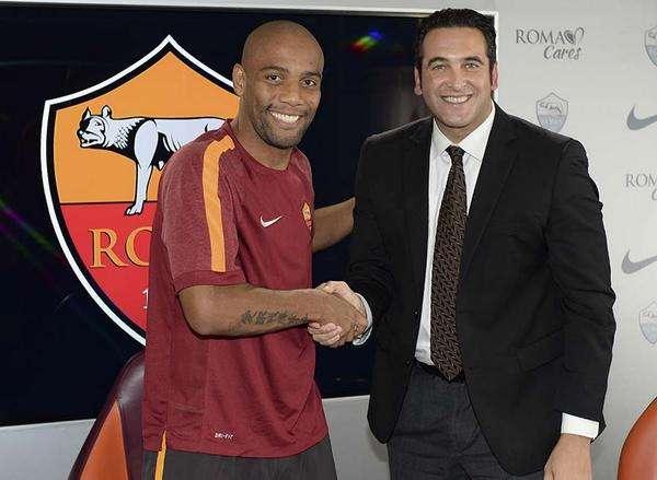 UFFICIALE - Maicon rinnova fino al 2016. Il brasiliano: "Orgoglioso di indossare a lungo questa maglia"