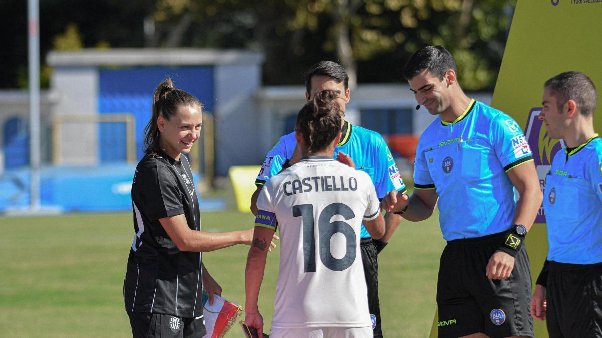 Lazio Women, Castiello: "La mia squadra non ha paura di giocare a viso aperto con nessuno e tantomeno con la Roma"