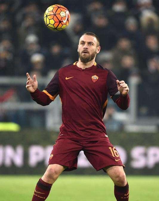Instagram, selfie per De Rossi e Sarah Felberbaum. FOTO!