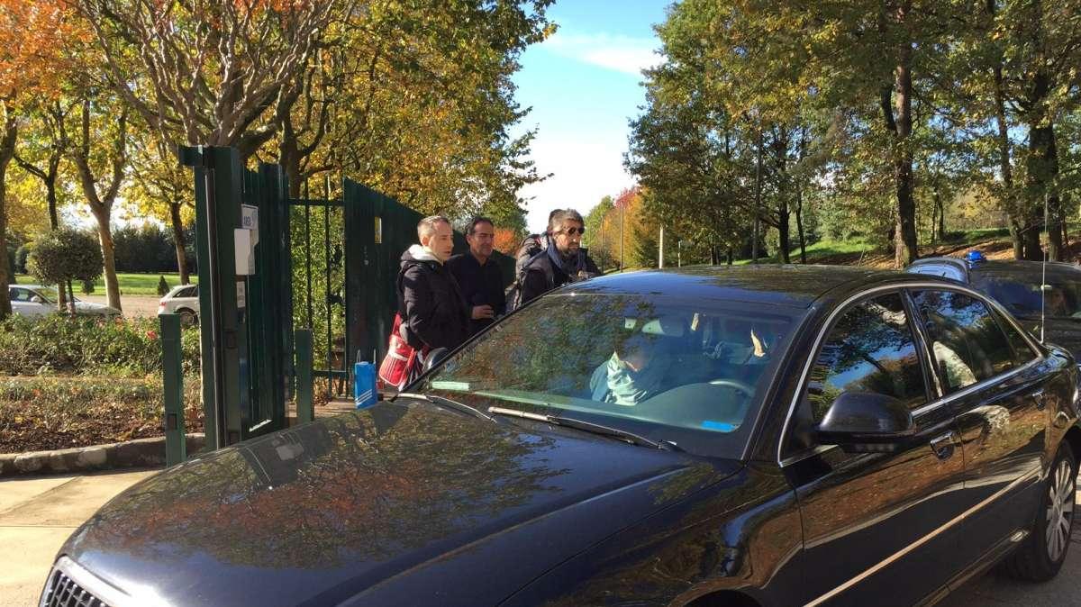 Milan, consueta visita del venerdì di Berlusconi a Milanello: "Siamo più forti della Roma"