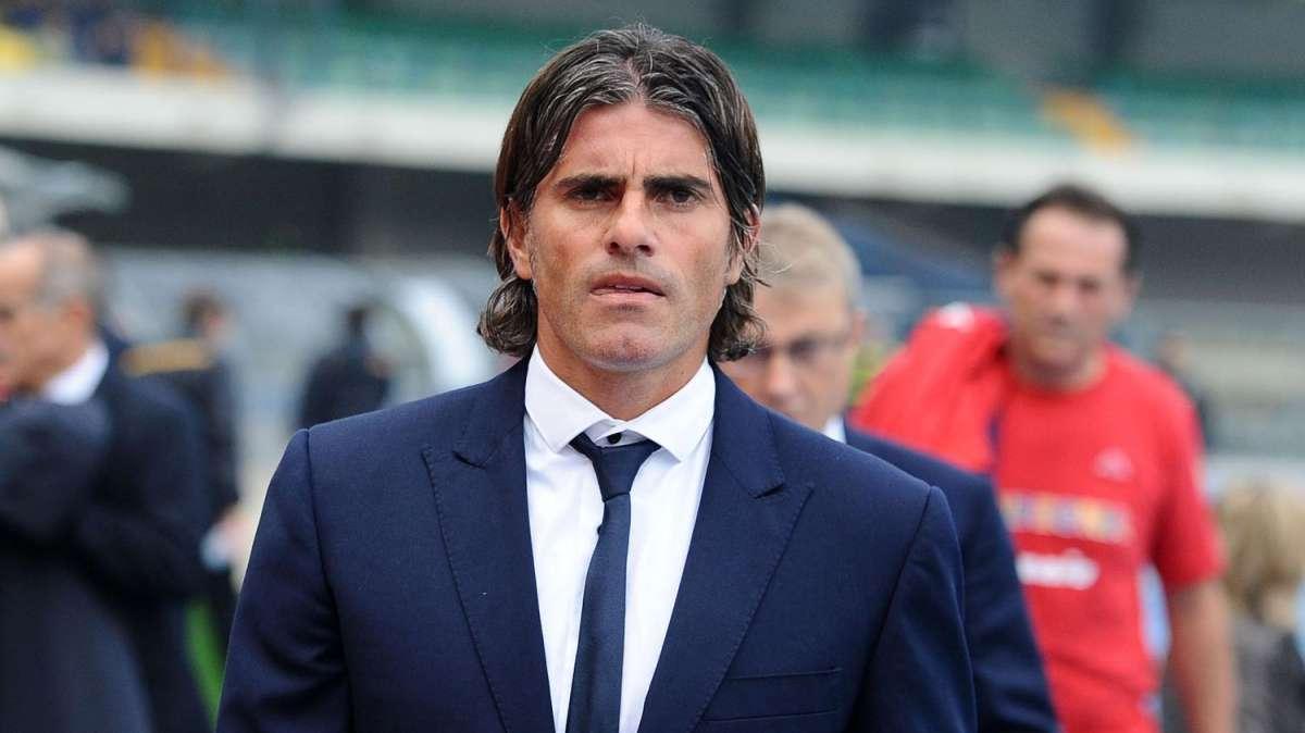 Cagliari, Lopez: "Nainggolan? Per ora ce lo teniamo stretto, in futuro si vedrà"