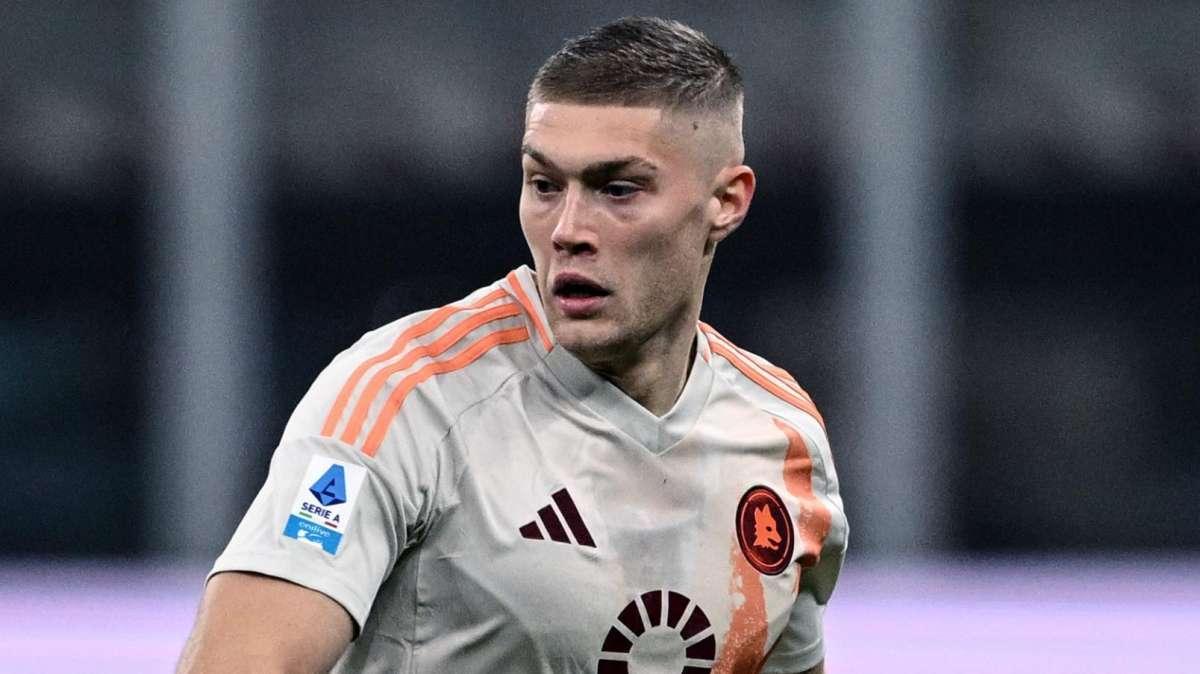 Lecce-Roma 0-1 - La gara sui social: "Stasera ha segnato quello che è considerato più scarso di Krstović"