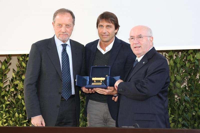 Tavecchio rivela: "Un fondo americano si è interessato al Parma"