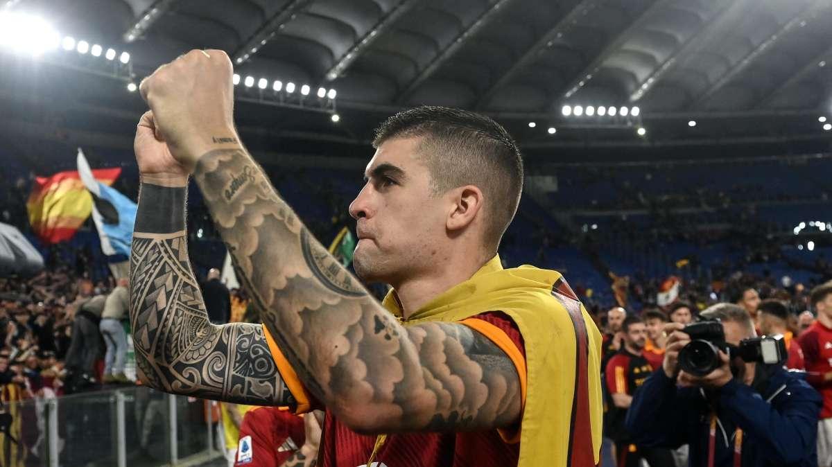 Accadde oggi - Mancini regala il derby alla Roma. Cagliari-Roma, tripletta di Destro. Baptista: "Ranieri ha provato a distruggermi"