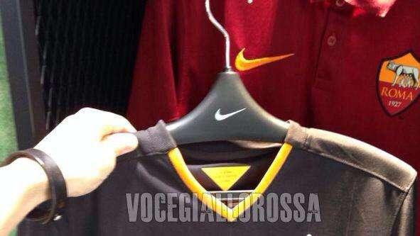 Le immagini della seconda e terza maglia! FOTO!