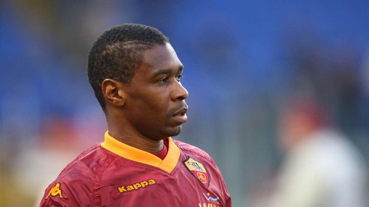Trigoria: allenamento programmato in palestra per Pizarro e Juan