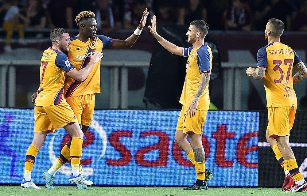 A Tirana Abraham è il marcatore più atteso: le quote su Roma-Feyenoord