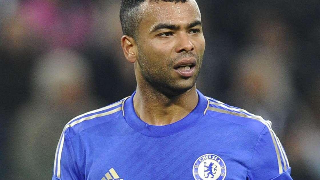 LA VOCE DELLA SERA - Ashley Cole a un passo dalla Roma. Offerta di 15 milioni per Pereyra? Ag. Rabiot: "Nessun accordo con altri club"