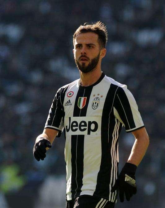 Juventus, Pjanic: "Quando ero alla Roma speravo la Juventus perdesse, ma non succedeva mai. Ora ho capito perché"