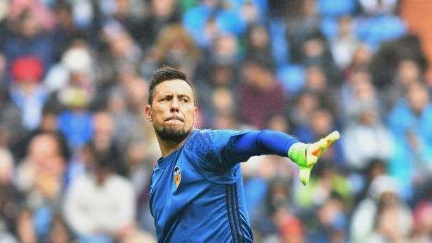 Ag. Diego Alves: "Nessuna trattativa tra il portiere e la Roma"