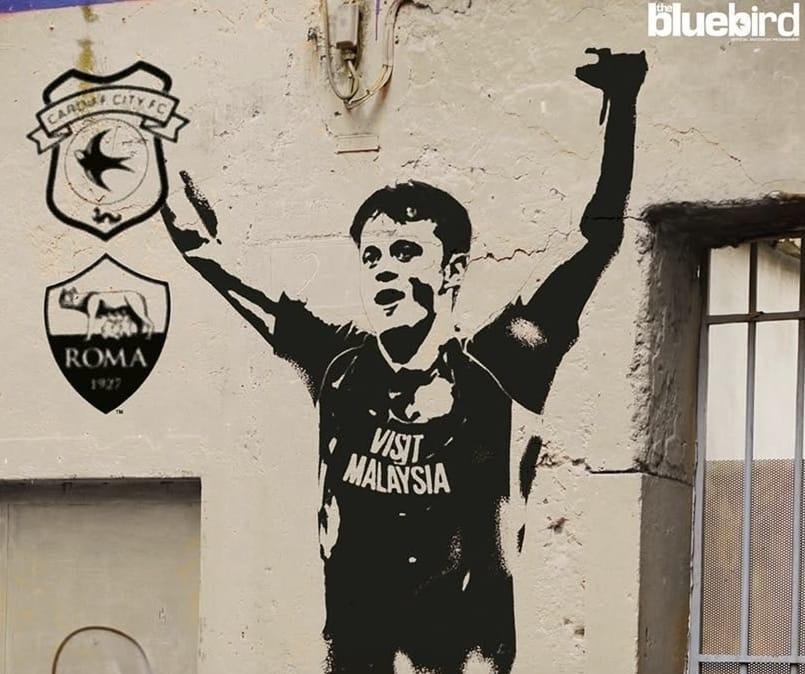 Cardiff City-Roma - Il club gallese presenta l'amichevole ispirandosi al murales di Totti. FOTO!