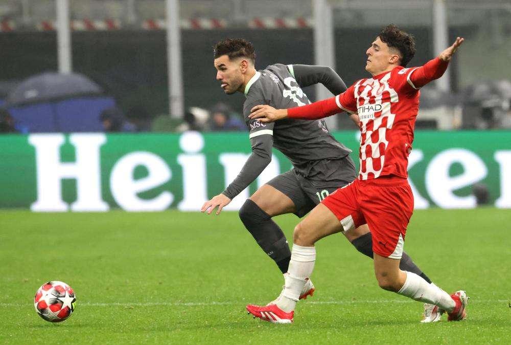 Milan, Theo Hernandez: "Chiedo scusa ai miei compagni per averli lasciati in 10, provo un'immensa frustrazione"