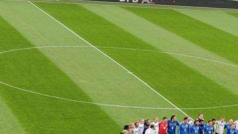 DFB All Star-Italia Legends 3-3 - Totti, Toni e Tommasi a segno in un match con tanti ex giallorossi