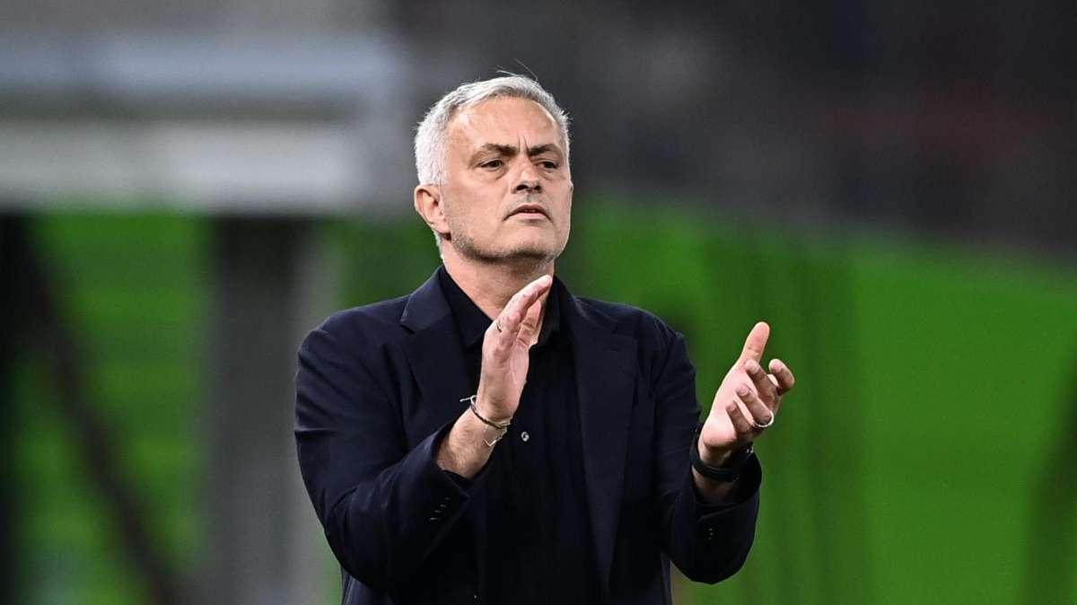 Mourinho: "Ci siamo difesi molto bene. Siamo ai quarti con tante squadre forti. La Lazio avrà una terza coppa? No? È così, purtroppo". VIDEO!