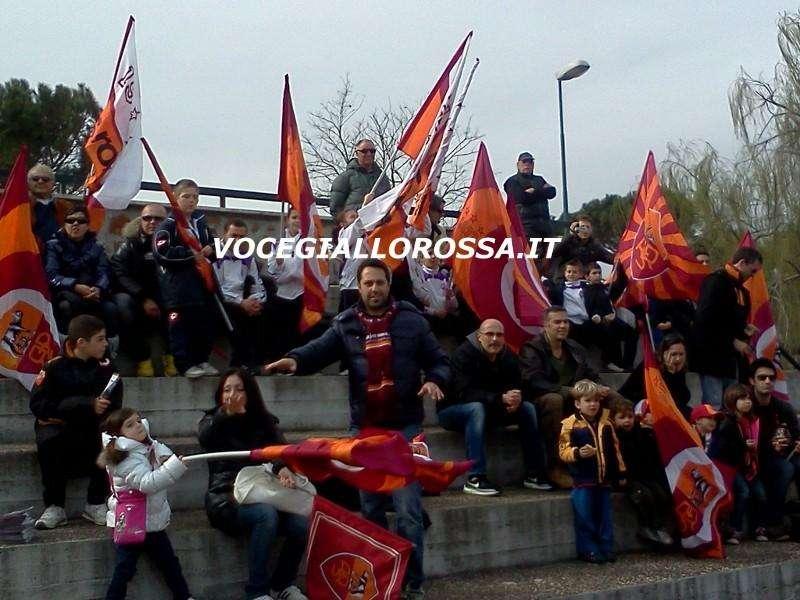 Primavera Roma-Lecce 4-0, doppietta di Piscitella e gol di Falasca e Montini. A Trigoria è festa, Campanile: "Bellissimo aver portato così tanti bambini a vedere la Primavera"