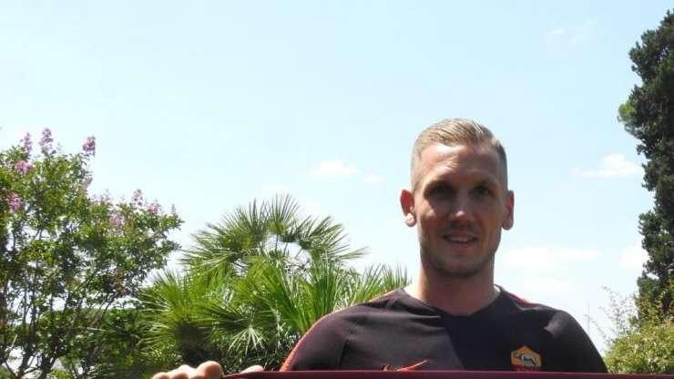 Olsen: "Per me la Roma è un onore". Monchi: "Robin portiere con esperienza nazionale"
