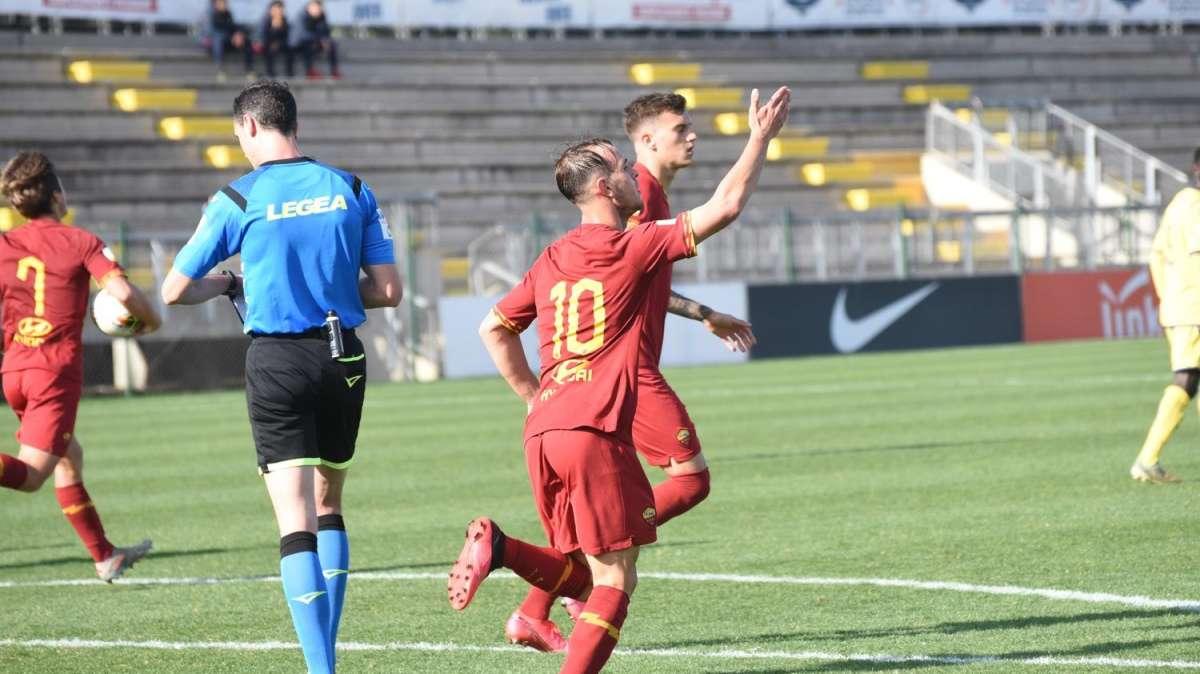 COMUNICATO AS ROMA - Riccardi al Latina a titolo definitivo