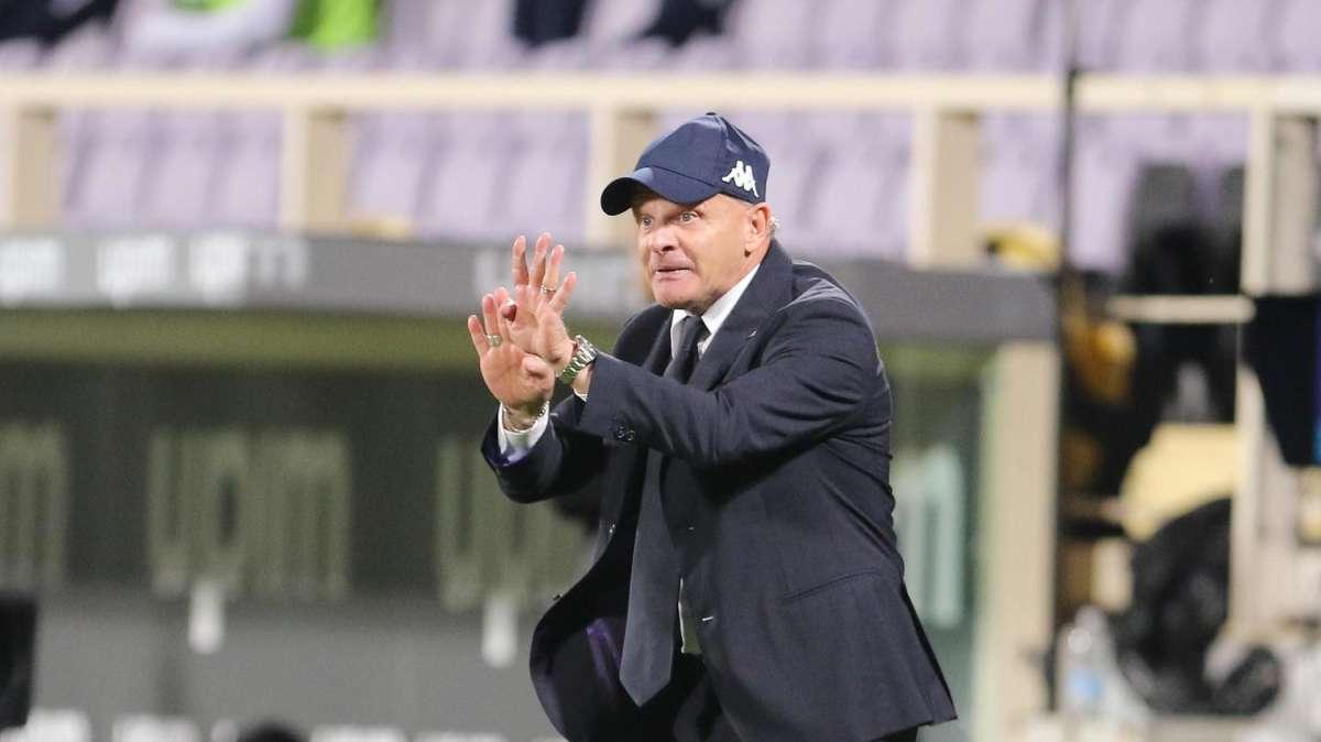 L'avversario - Fraseggio e ampiezza ma un attacco spuntato