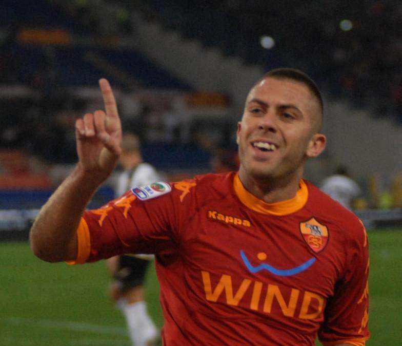 La Roma fa gli auguri a Menez. VIDEO!