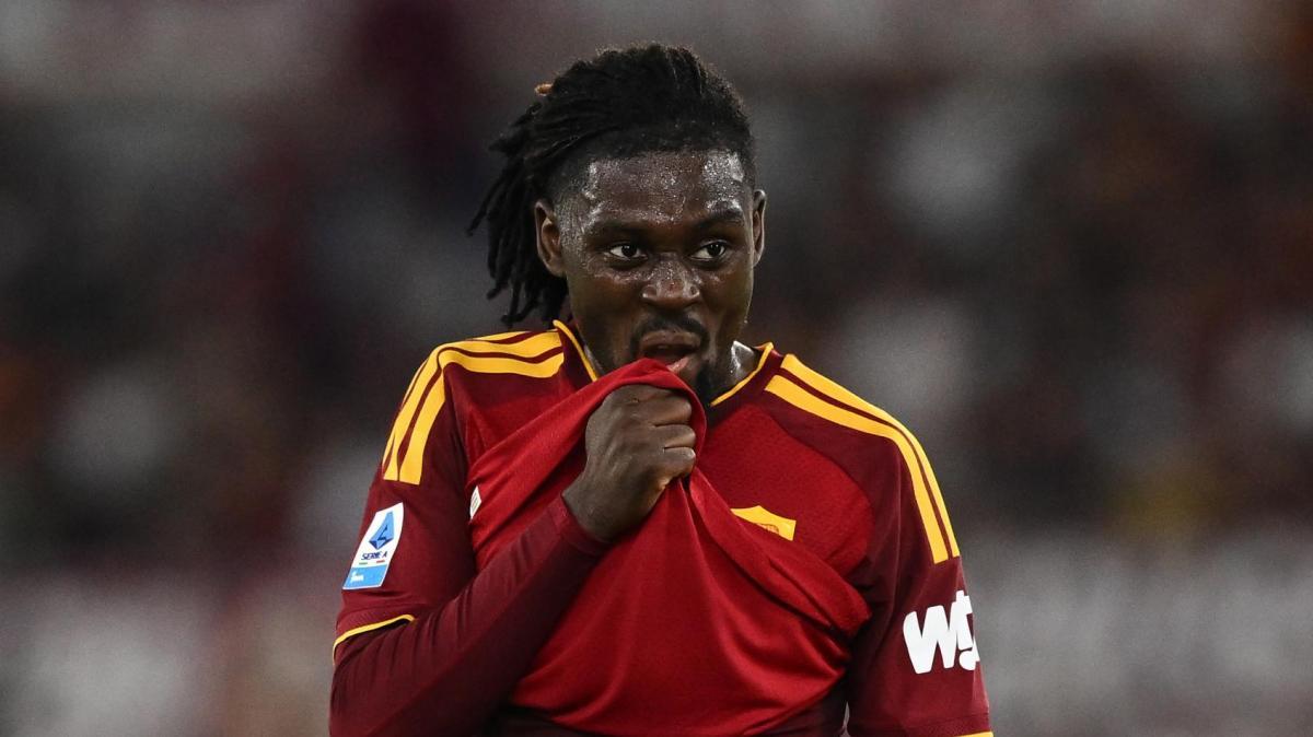 Koné sostituito contro il Fenerbahçe per un fastidio al ginocchio