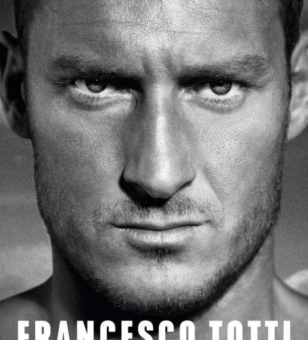 12 librerie aperte nella notte tra il 26 e il 27 settembre in concomitanza del lancio dell'autobiografia di Francesco Totti