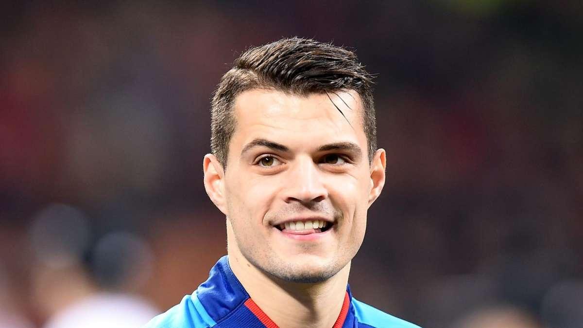 Xhaka si avvicina: grazie ai bonus l'offerta è salita a 20 milioni