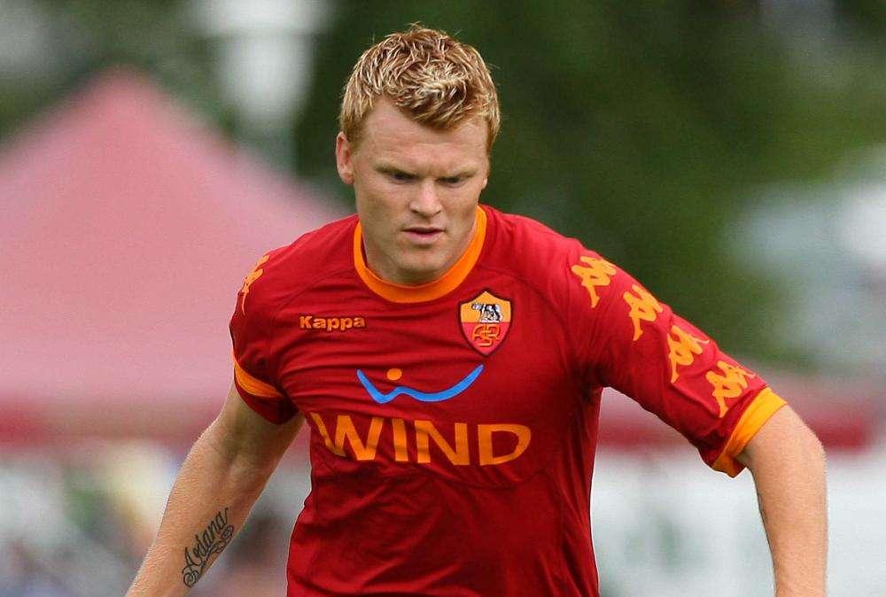 Riise non tornerà a Roma prima di lunedì