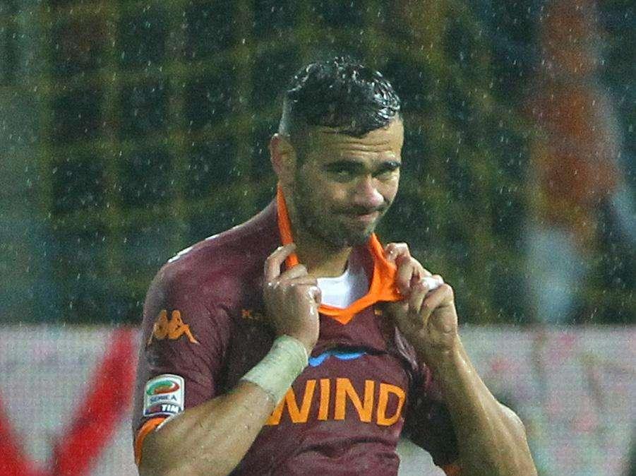 Giudice Sportivo: "Una giornata di squalifica per Castan, ammonizione ed ammenda per Totti"
