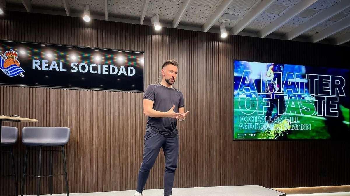 Nuovo allenatore Roma - Farioli e l'Ajax verso la separazione 