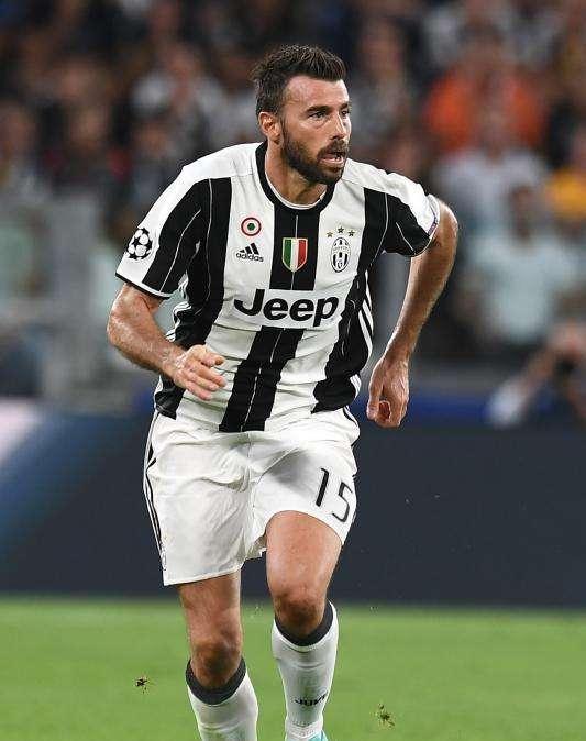 Juventus, infortunio per Barzagli 