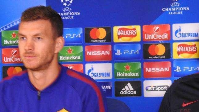 Stamford Bridge - Dzeko: "Mi sento bene, troveremo una squadra arrabbiata. Al Chelsea toglierei 5 giocatori. Proveremo a giocarcela"