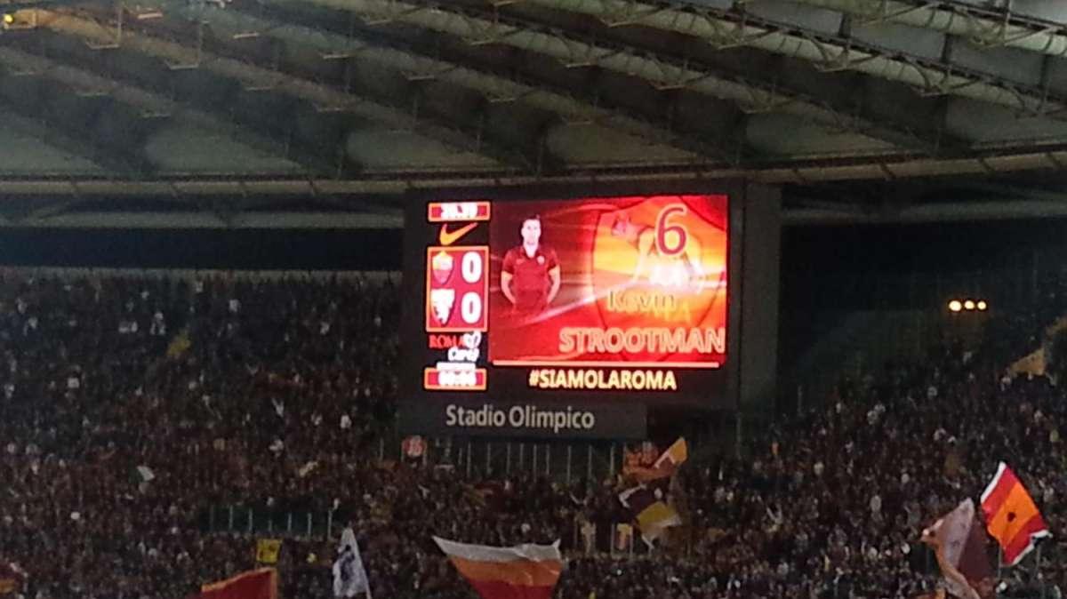 Ovazione della Curva Sud per Kevin Strootman. VIDEO!