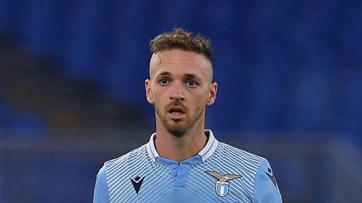 Lazio, Lazzari: "In un derby serve l'aggressività. Nel secondo tempo dobbiamo continuare così"