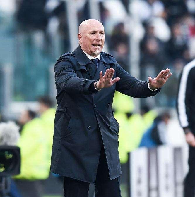 Cagliari, rapidità e partita a tutto campo per gli uomini di Maran. Differenziato per Ceppitelli, terapie per Faragò