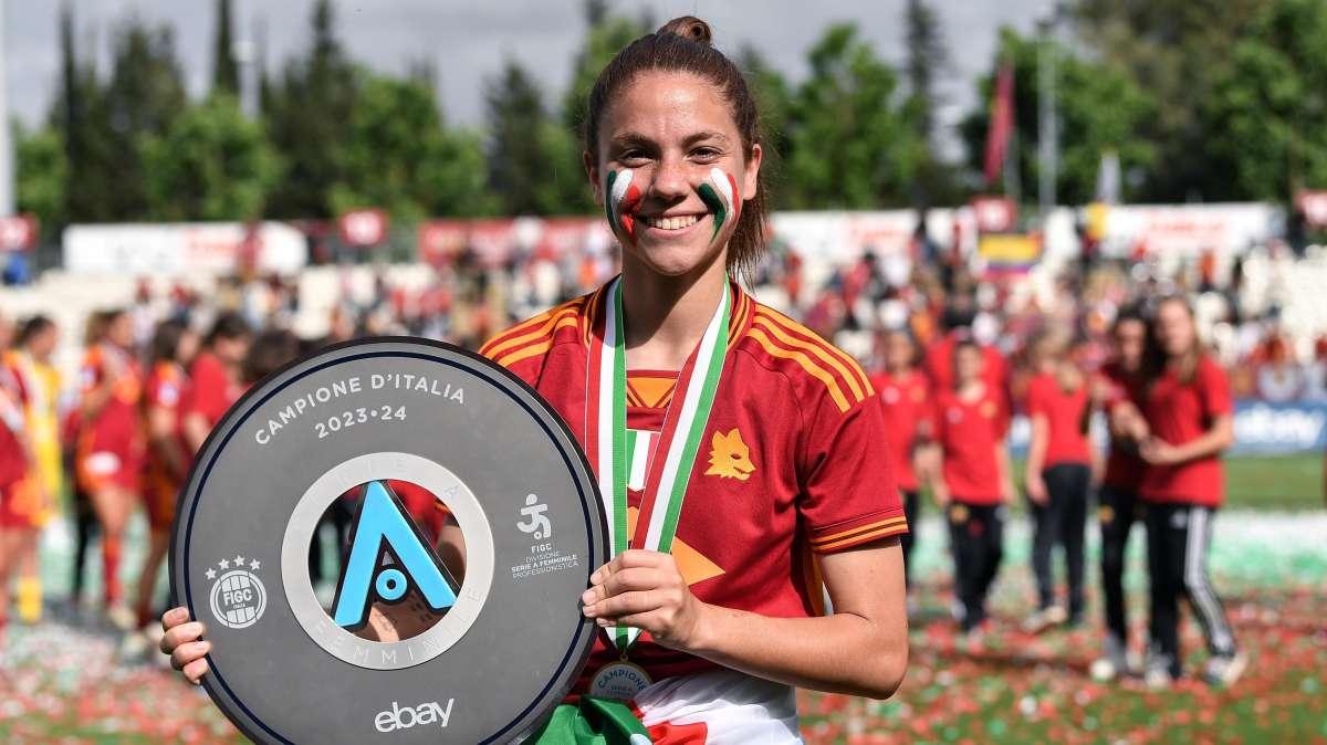 Roma Femminile, Giugliano in lizza per il Pallone d'Oro