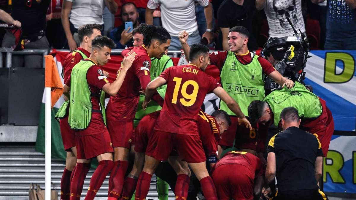 LA VOCE DELLA SERA - Belotti senza reti in campionato, ma non è l'unico. Roma Femminile, ufficiale Kumagai. De Rossi a Mourinho: "Mister, rimani sì?"
